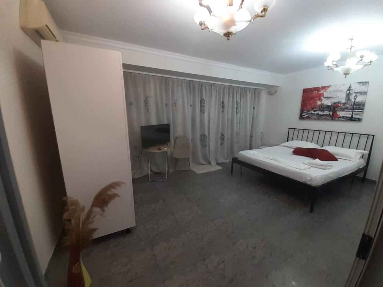 Hostel River Tirana